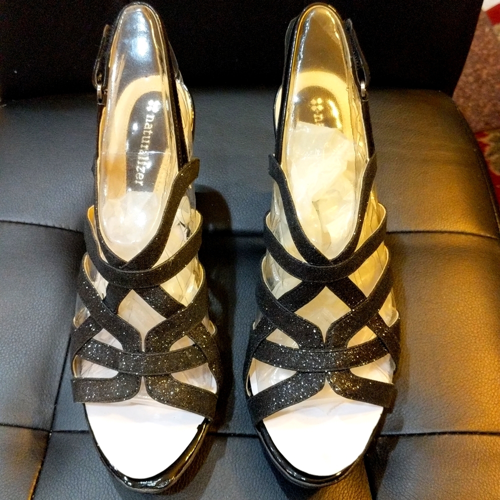 Naturalizer Delma Black Glitter Heels, Size 10 wide, NWT